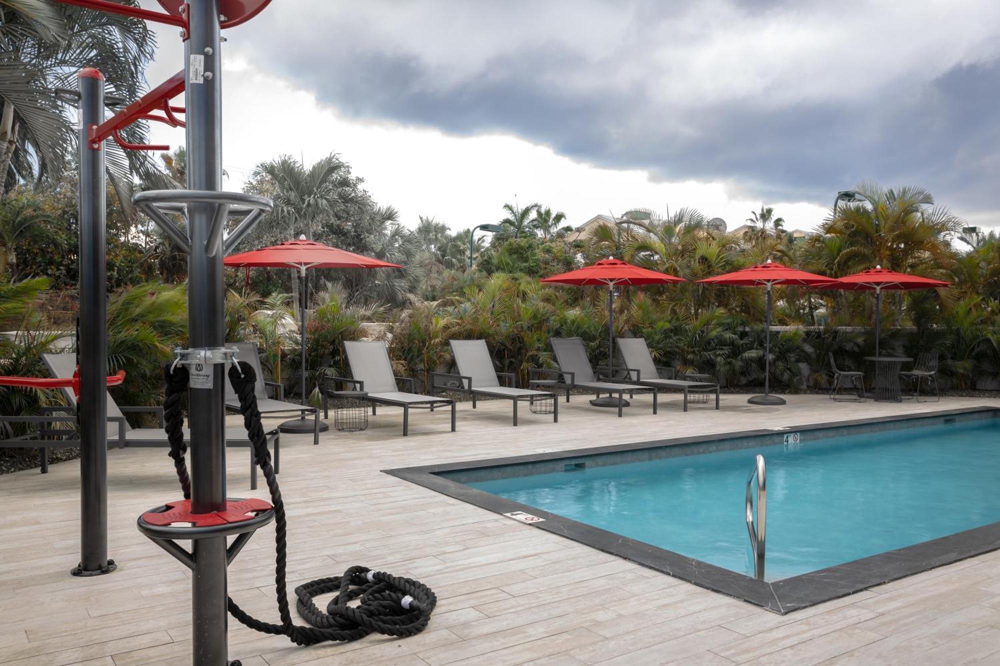 The Locale Hotel Grand Cayman ジョージ・タウン エクステリア 写真