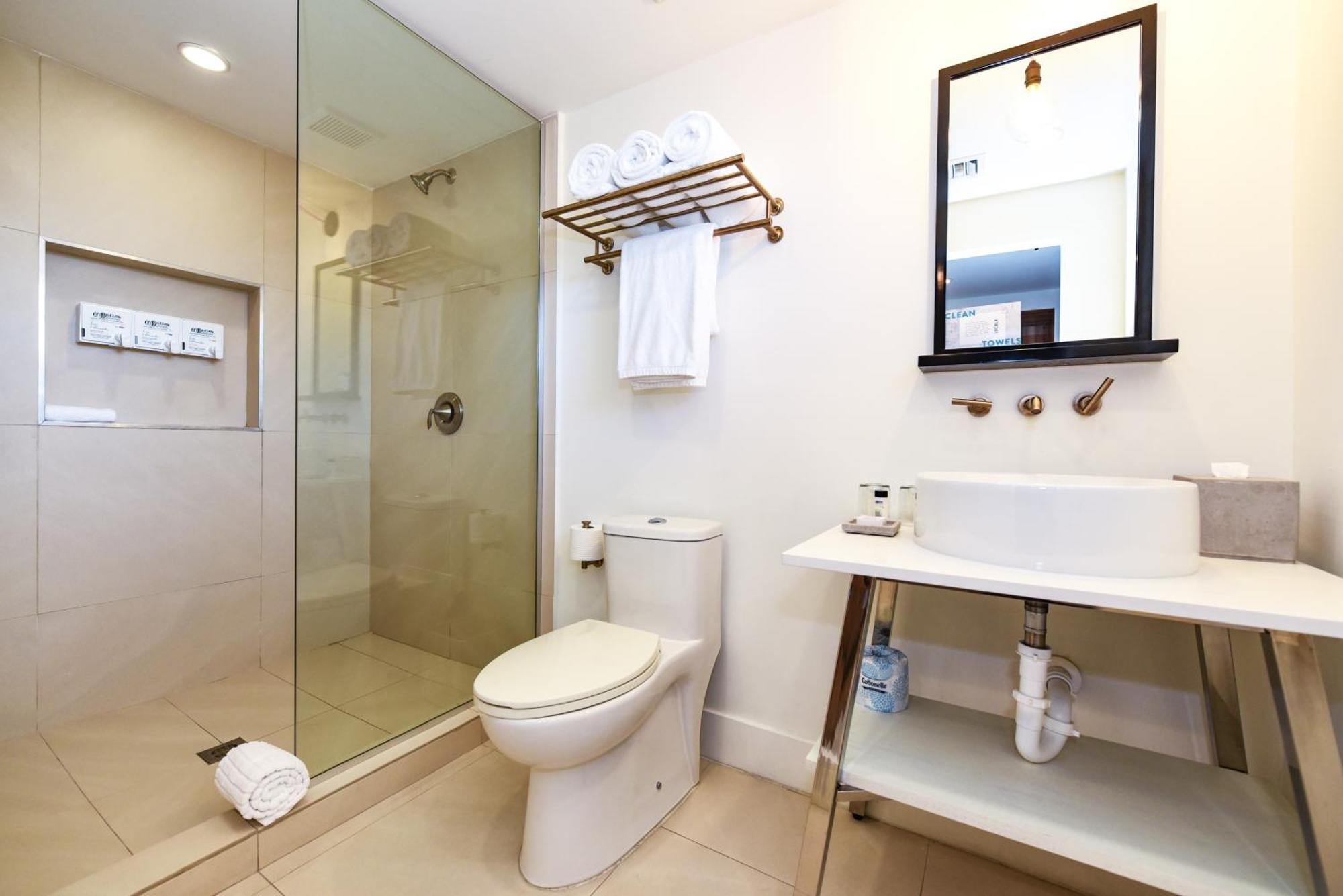 The Locale Hotel Grand Cayman ジョージ・タウン エクステリア 写真