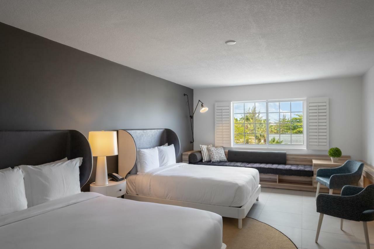 The Locale Hotel Grand Cayman ジョージ・タウン エクステリア 写真